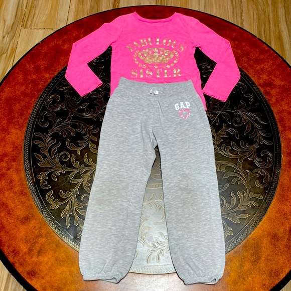Girls Bundle Gap Kids Sweats The Children’s Place Shirt & Hello Kitty Sweatshirt - Picture 12 of 17